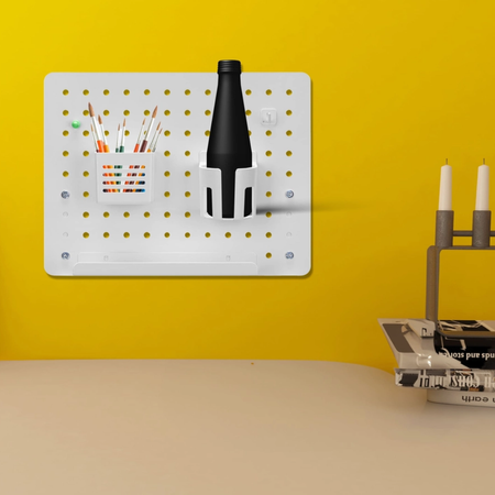 Zestaw Spacetronik: biurko regulowane 100×60 + krzesło dziecięce z podnóżkiem + nadstawka z pegboardem