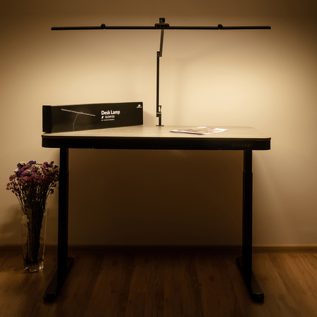 Zestaw -10% Biurko elektryczne DOLF SPE-402 z lampą Glow D3 – wygoda, precyzja i światło bez cienia