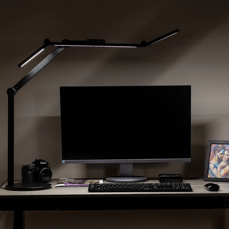 Zestaw ergonomiczny biurowy Biurko Vegard SPEO232 Fotel BARD Lampa Glow D4