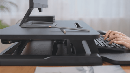 Spacetronik SPR-123MB verstellbares Stativ