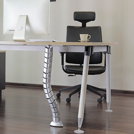 Spacetronik SPK-03B schwarz Kabelführung 80cm