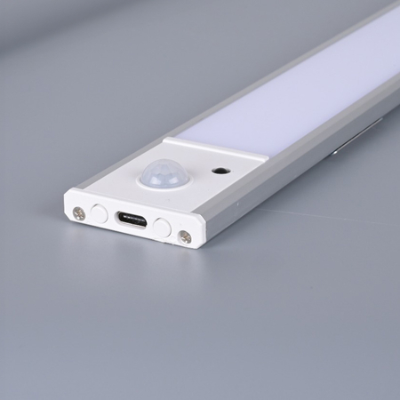 Bezprzewodowa lampa LED Czujnik ruchu 60cm Srebrna